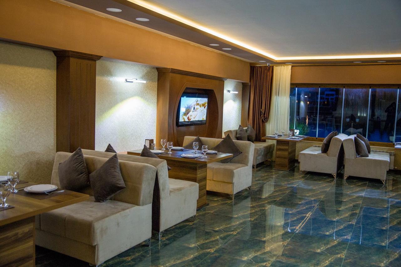 Semeni Hotel & Restaurant Mingəçevir Esterno foto