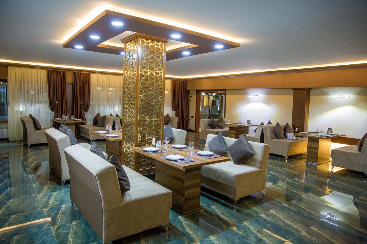 Semeni Hotel & Restaurant Mingəçevir Esterno foto